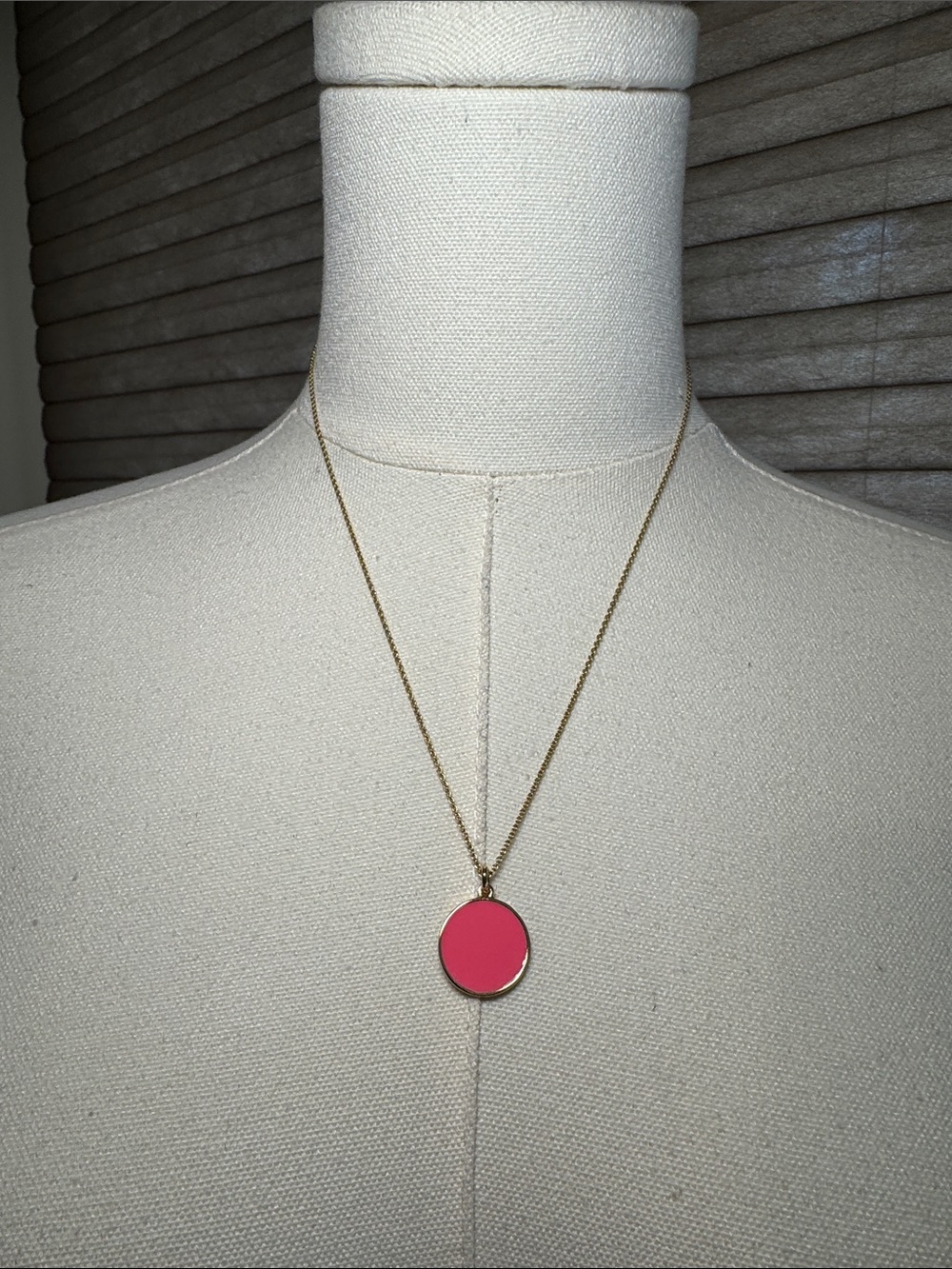 Kate Spade Hot Pink Circular Pendant ‘Hot To Trot’ Necklace